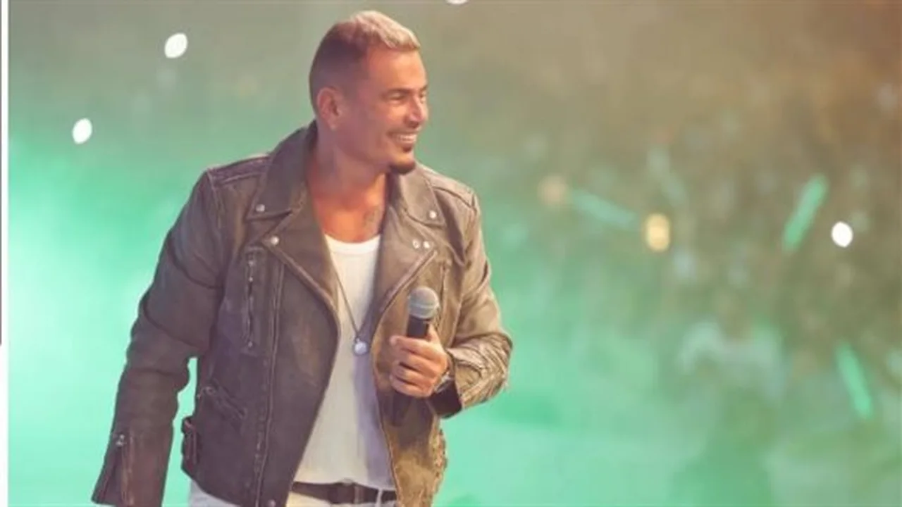 أرقام قياسية.. كيف تربع عمرو دياب على عرش الغناء في الوطن العربي؟